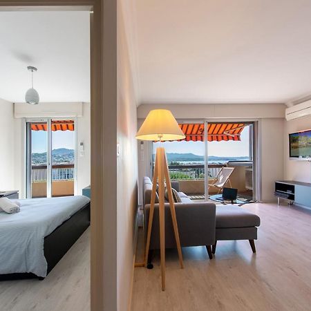 Le Cadet - Vue Panoramique Ville Et Baie De Sanary Sur Mer, Parking & Terrasse - 2 A 4 Pers المظهر الخارجي الصورة